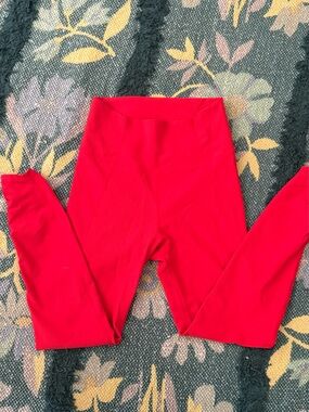 NWOT WILO The Label Red Cinched leggings Size Medium